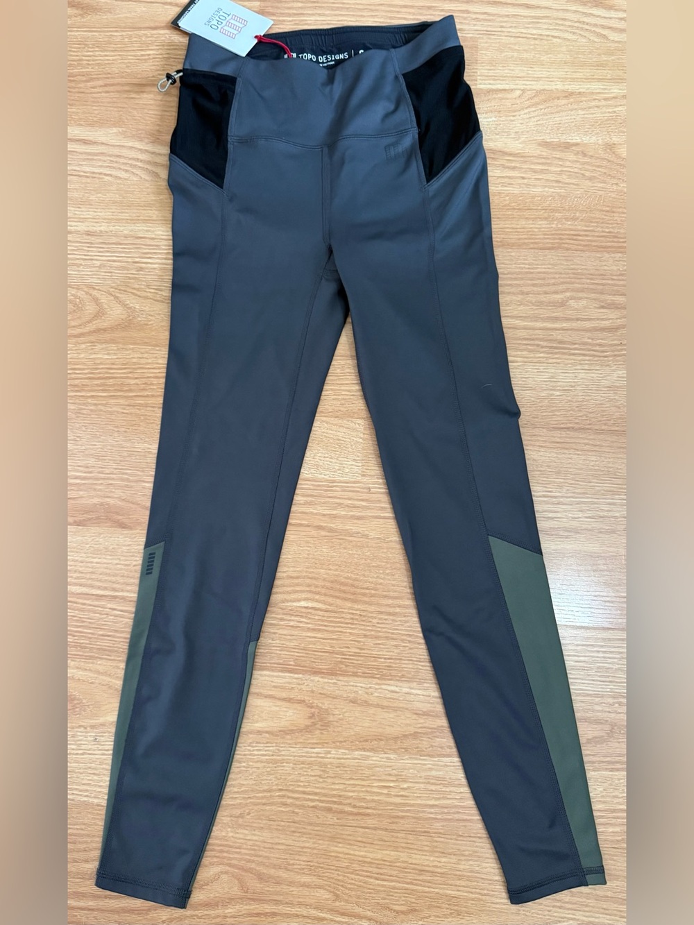 Too Designs Allday Trail Leggings Womens S - Asphalt - NWT